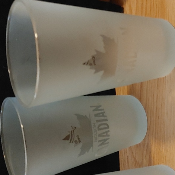 NHL Canadian Frosted Glasses (4) - Picture 3 of 5